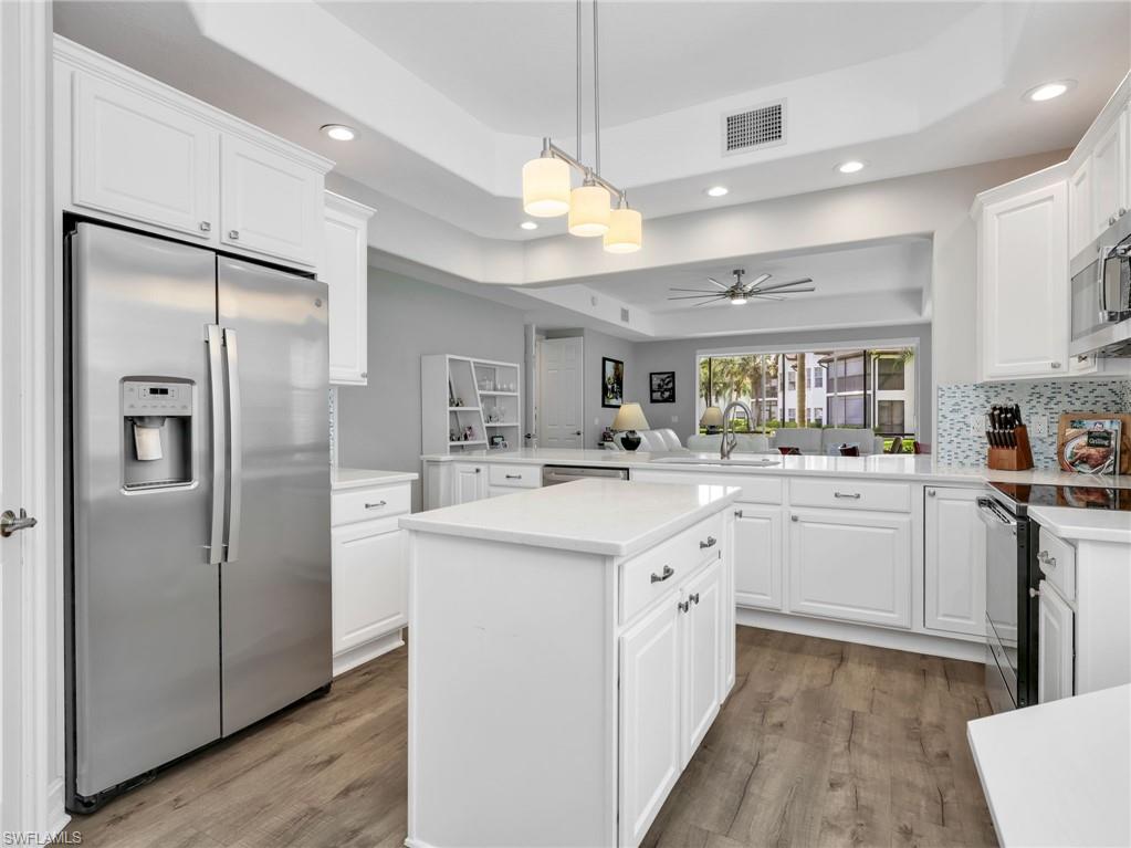 WELLINGTON PLACE II - Residential