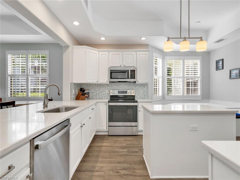 WELLINGTON PLACE II - Residential
