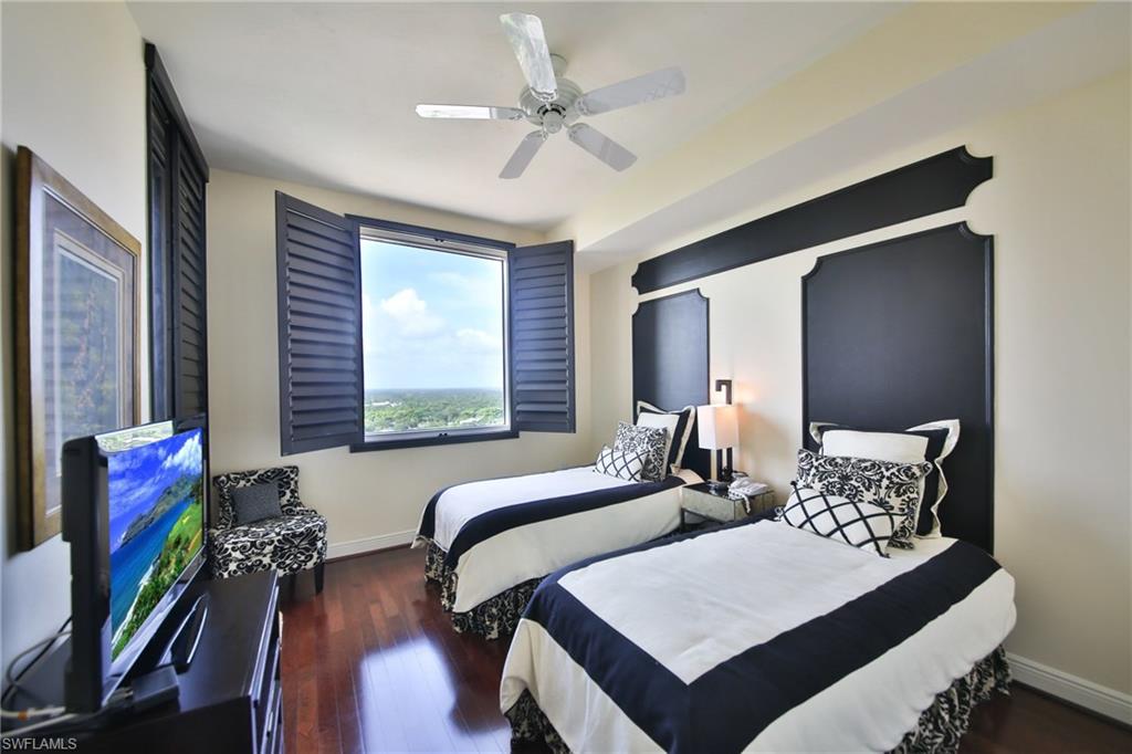 HIGH POINT PLACE - Residential