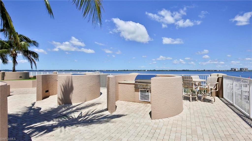 HIGH POINT PLACE - Residential