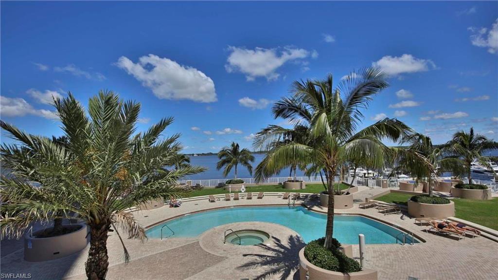 HIGH POINT PLACE - Residential