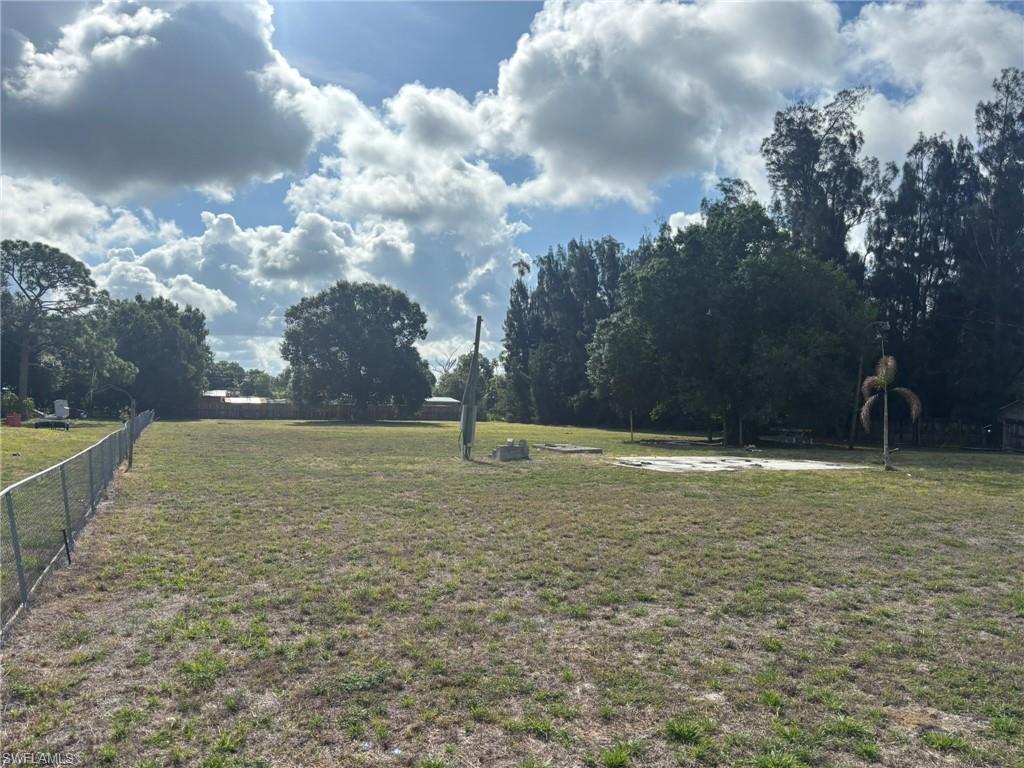 SUNCOAST ESTATE - Land