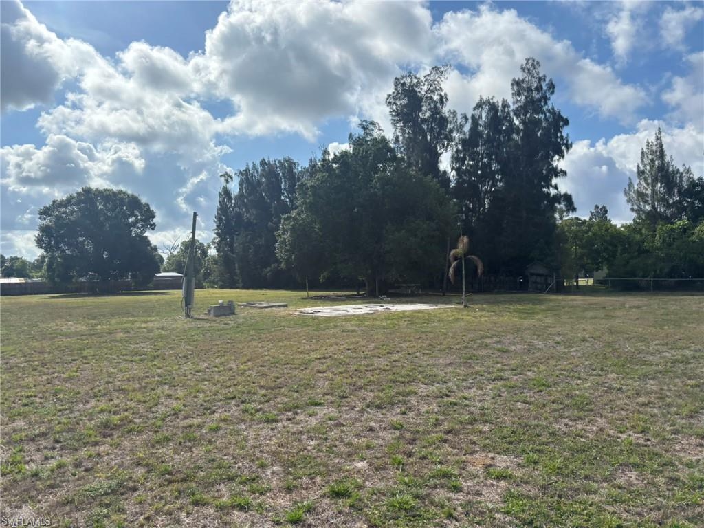 SUNCOAST ESTATE - Land