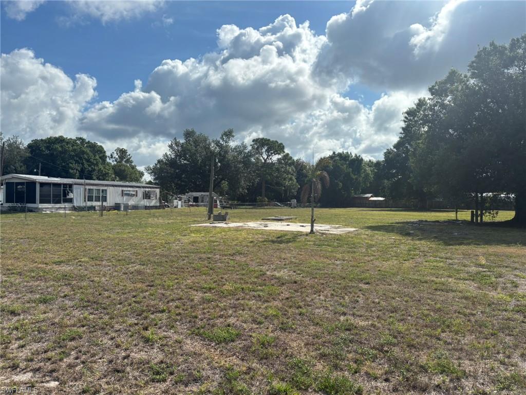SUNCOAST ESTATE - Land