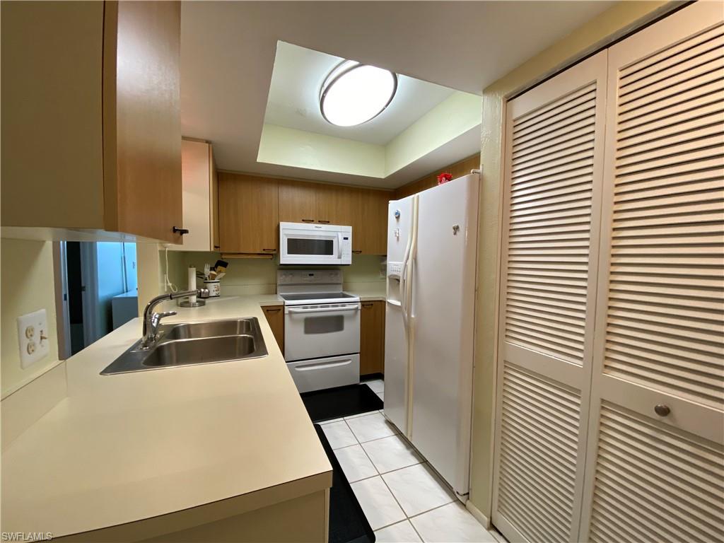 TERRACE CONDO VILLAGE - Residential