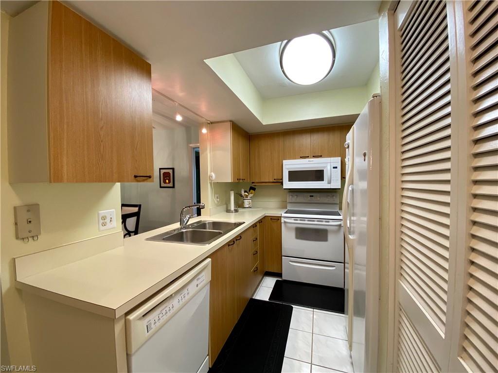 TERRACE CONDO VILLAGE - Residential
