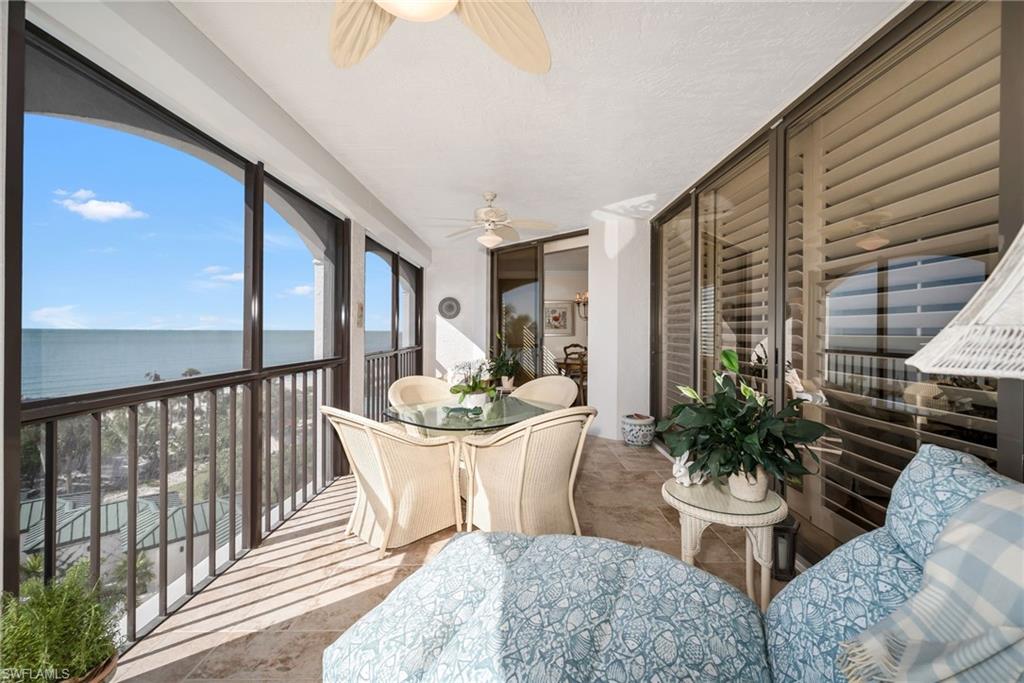 CARLYSLE AT BAY COLONY - Residential