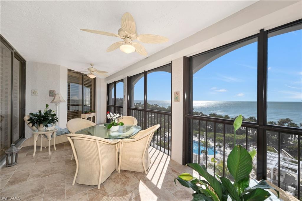 CARLYSLE AT BAY COLONY - Residential