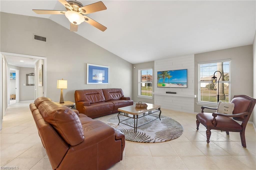 CAPE CORAL - Residential Lease