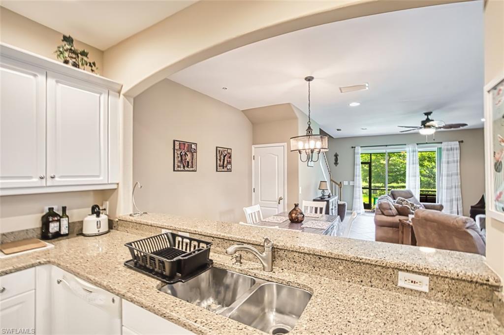 COTTONWOOD BEND - Residential Lease