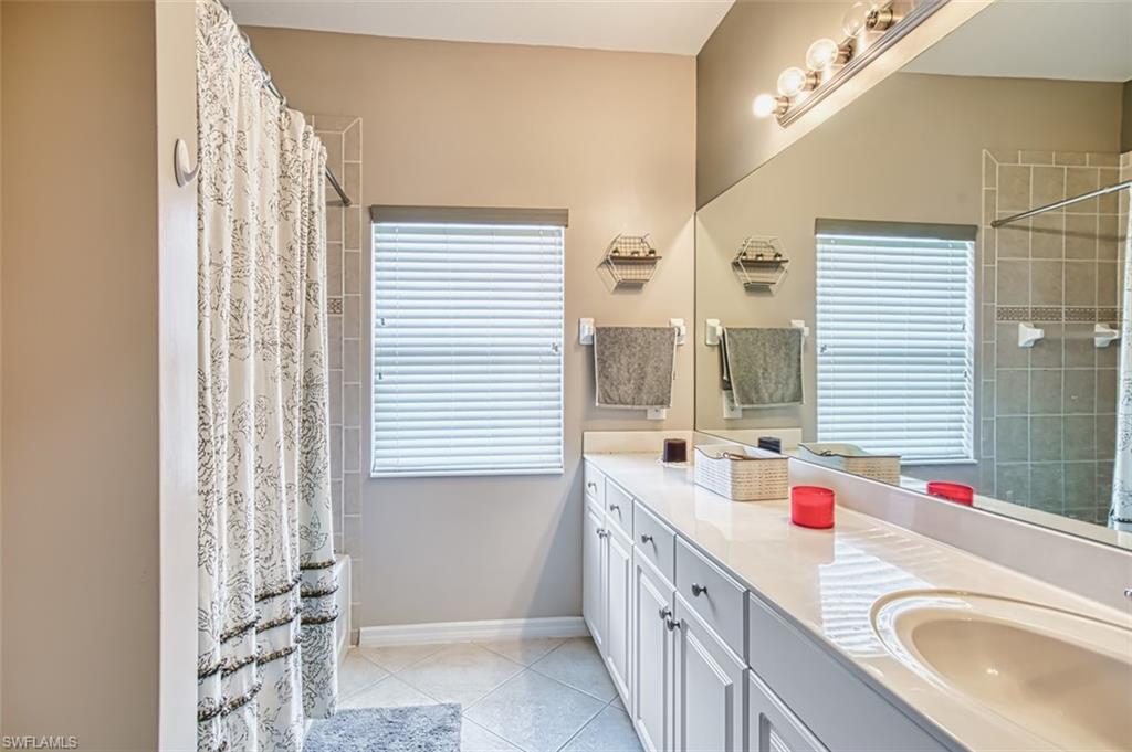 COTTONWOOD BEND - Residential Lease