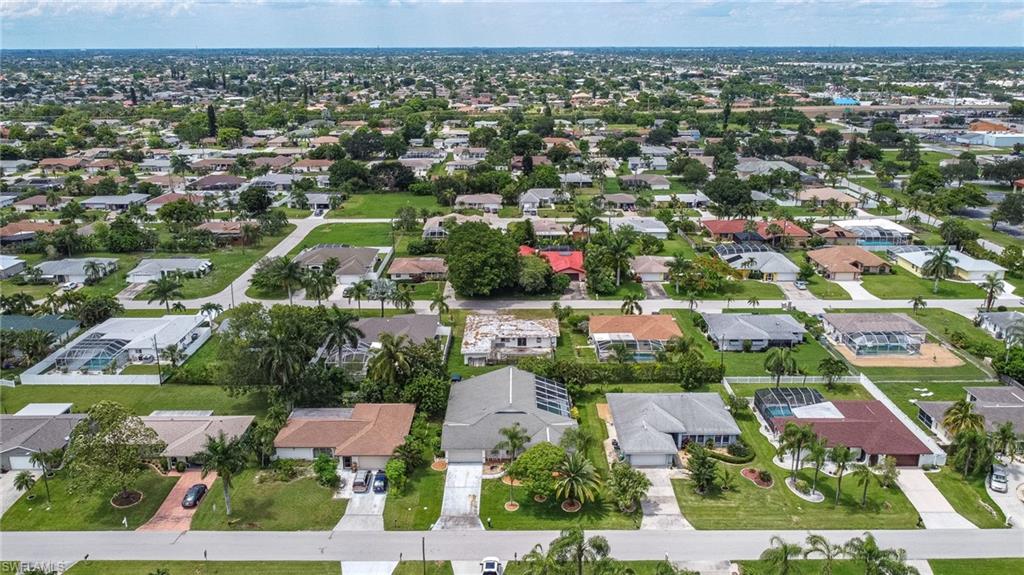 CAPE CORAL - Residential