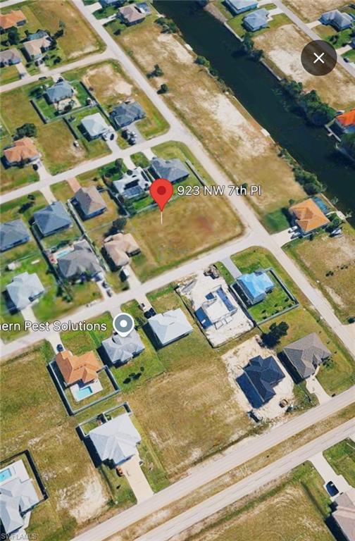 CAPE CORAL - Land