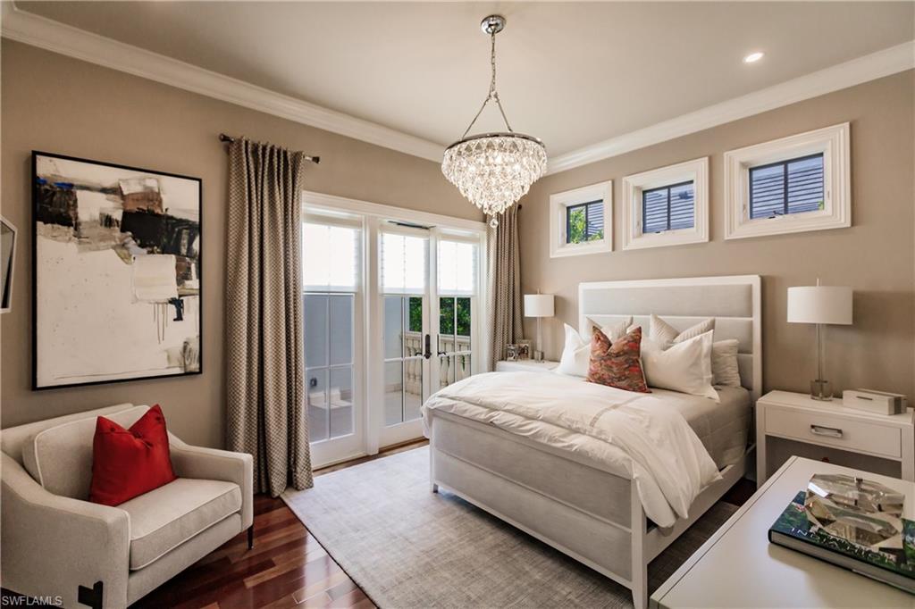 ROYAL HARBOR - Residential