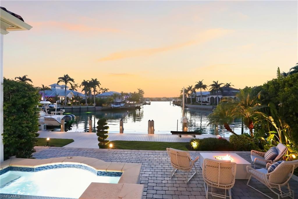 ROYAL HARBOR - Residential
