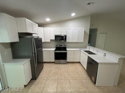 SAN CARLOS PARK - Residential Lease