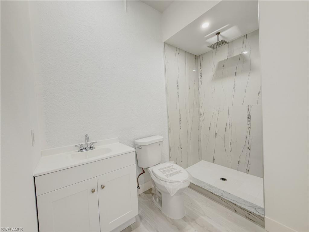 GOLDEN GATE ESTATES - Residential Lease
