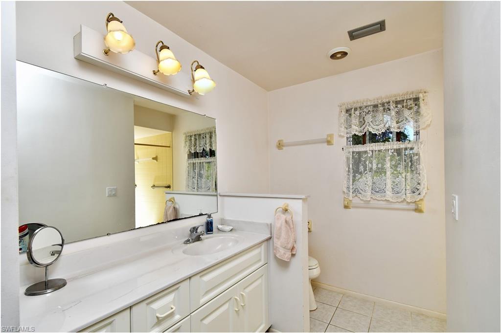 TWIN LAKE ESTATES - Residential