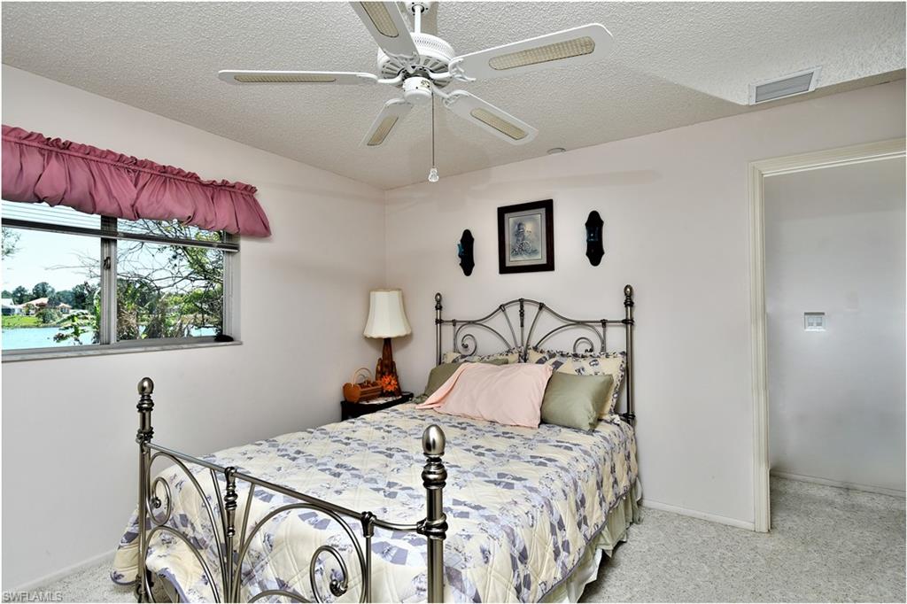 TWIN LAKE ESTATES - Residential