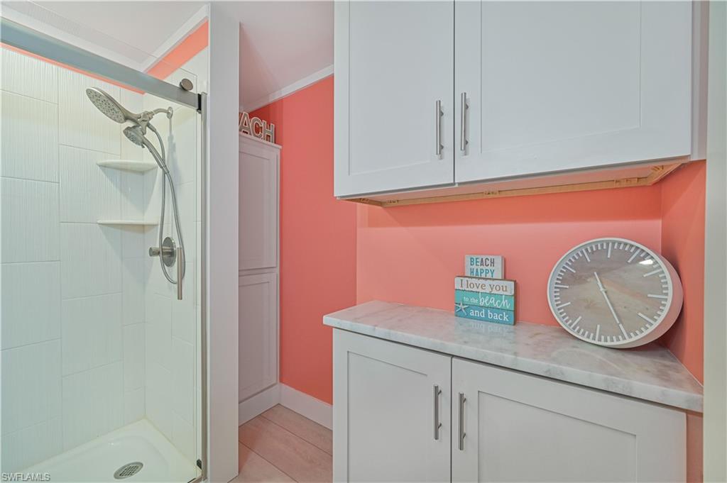 BAYSIDE ESTATES - Residential