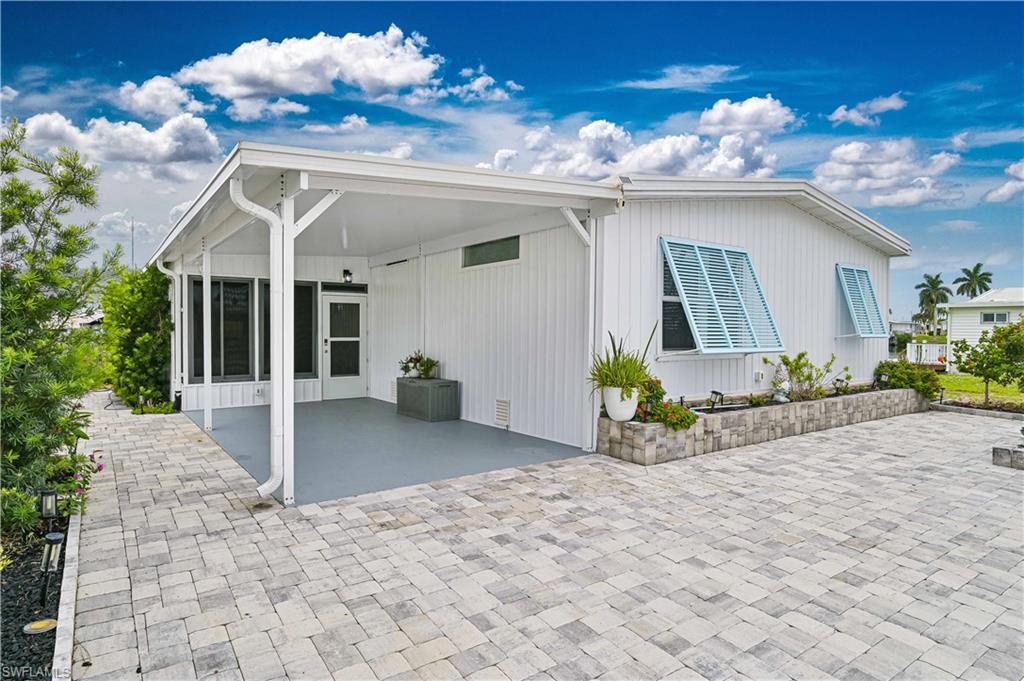 BAYSIDE ESTATES - Residential