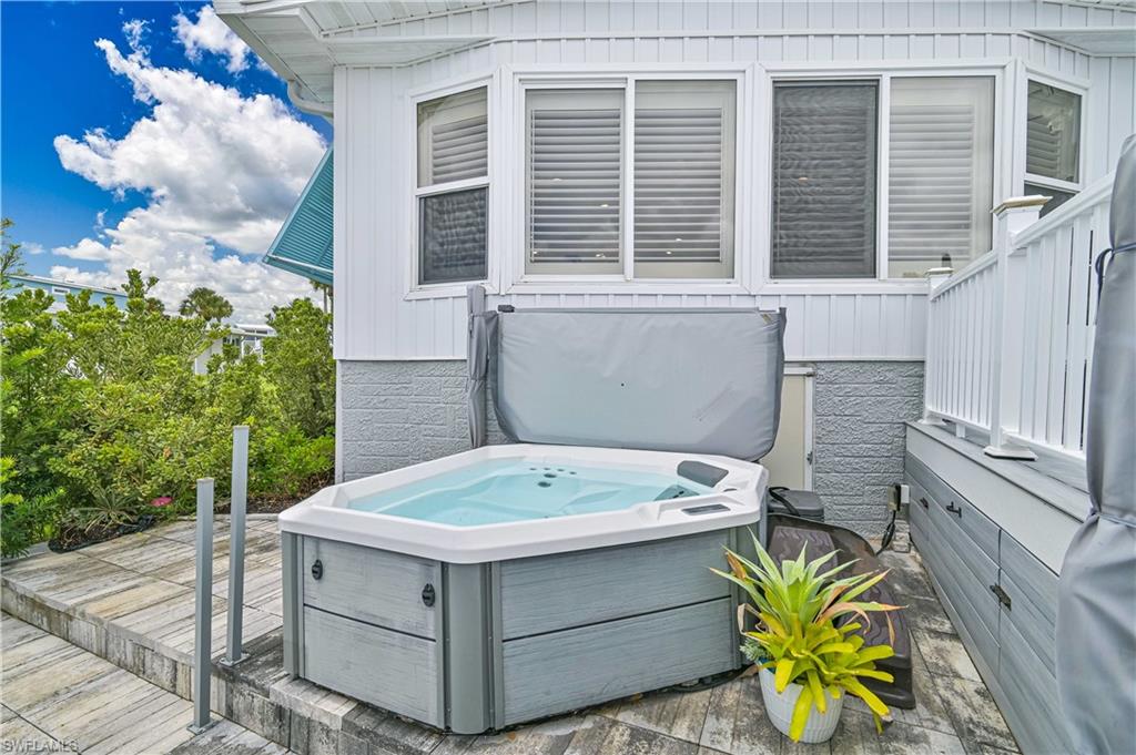 BAYSIDE ESTATES - Residential