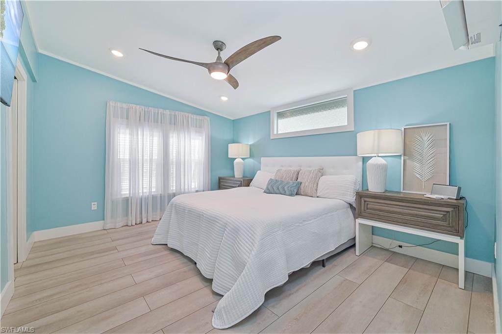 BAYSIDE ESTATES - Residential