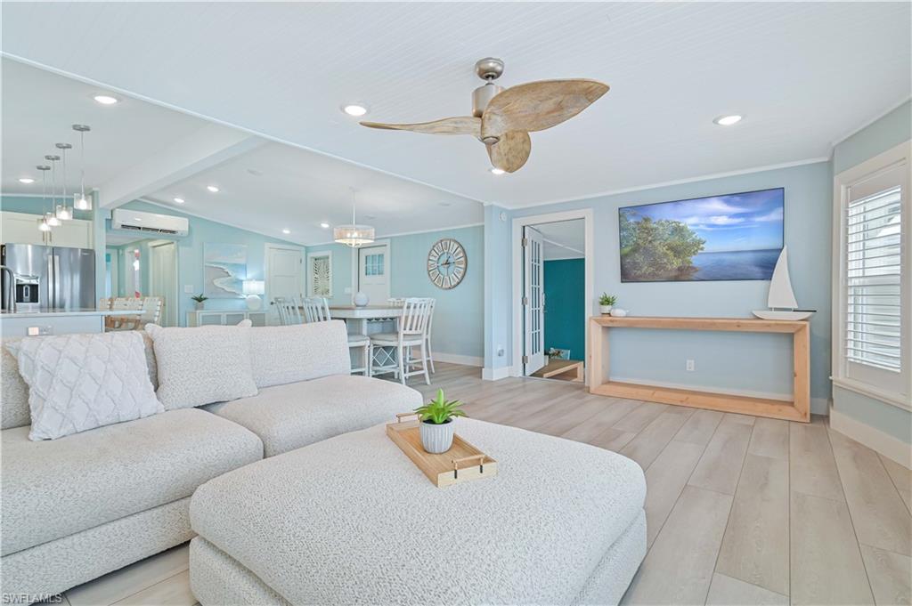 BAYSIDE ESTATES - Residential
