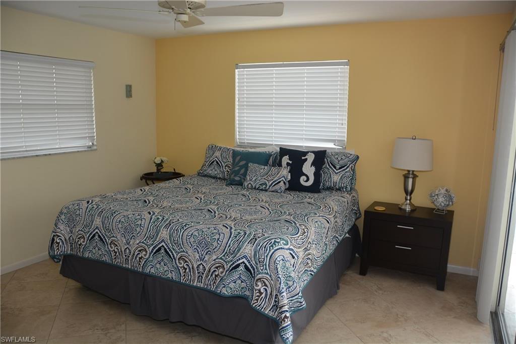 MARCO BEACH - Residential