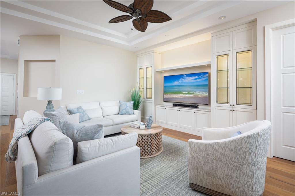 BAREFOOT BEACH CLUB - Residential