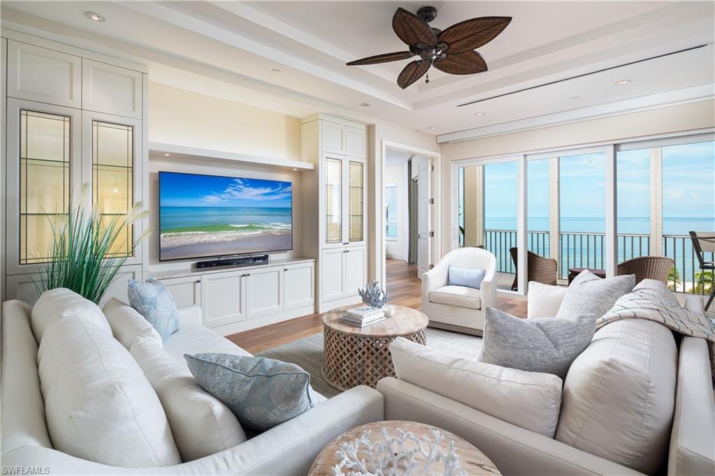 BAREFOOT BEACH CLUB - Residential