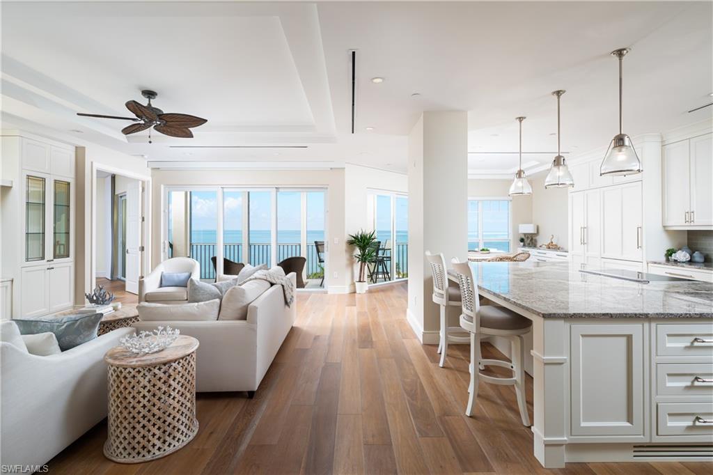 BAREFOOT BEACH CLUB - Residential