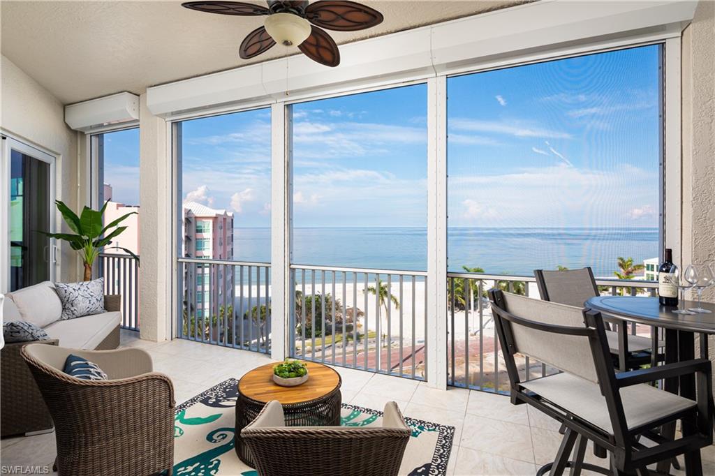 BAREFOOT BEACH CLUB - Residential