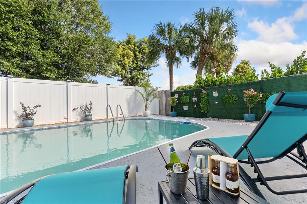 PORT CHARLOTTE - Residential