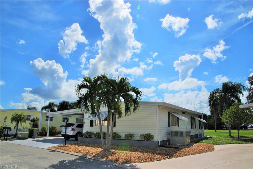 SIX LAKES COUNTRY CLUB - Residential