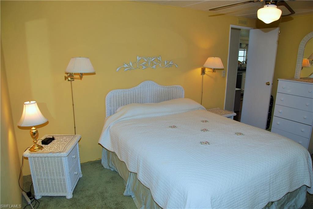 SIX LAKES COUNTRY CLUB - Residential