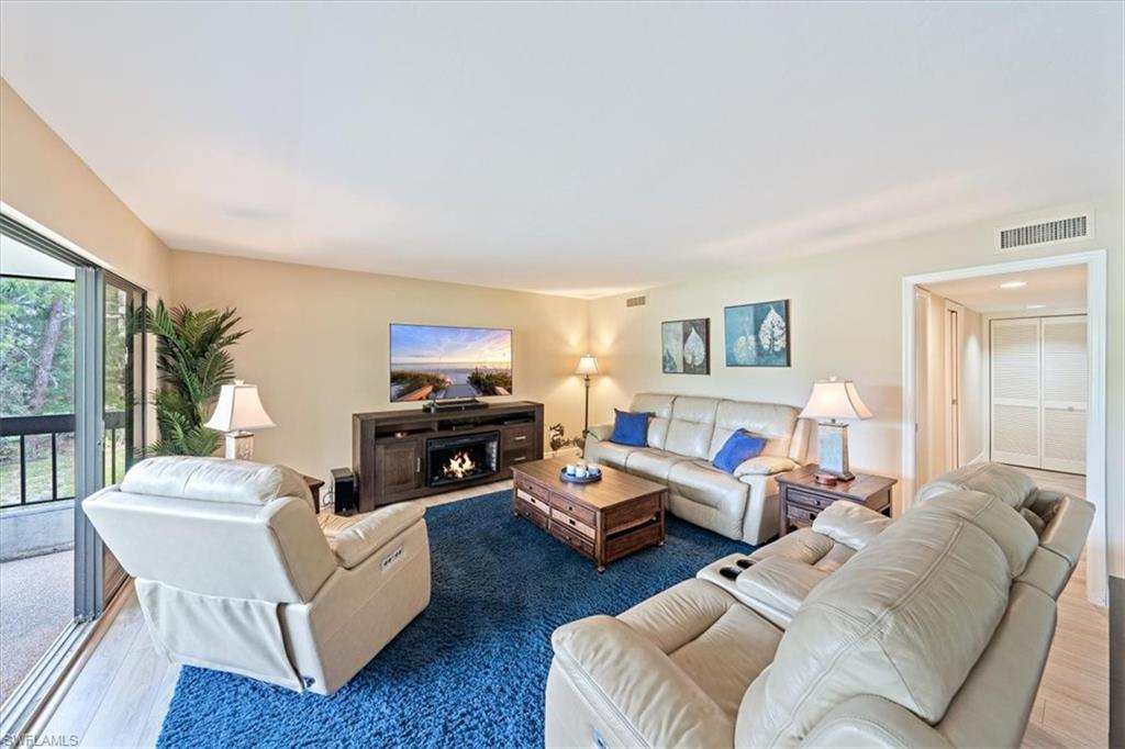 CYPRESS COMMONS - Residential