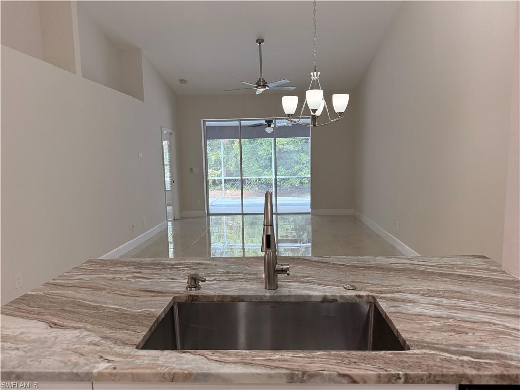 VILLAS OF WHITTENBERG - Residential Lease