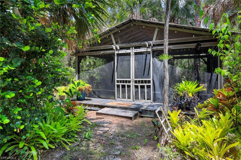 ACREAGE HEADER - Residential