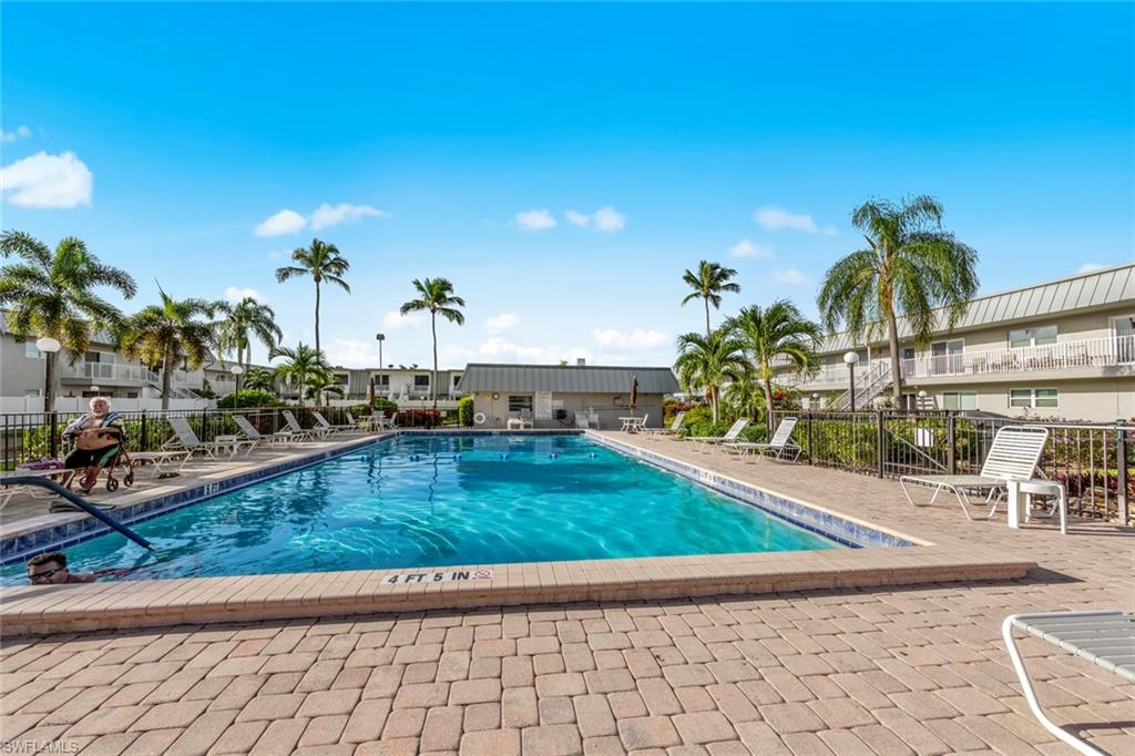 REGENCY CONDO - Residential