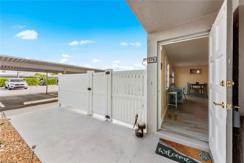 REGENCY CONDO - Residential