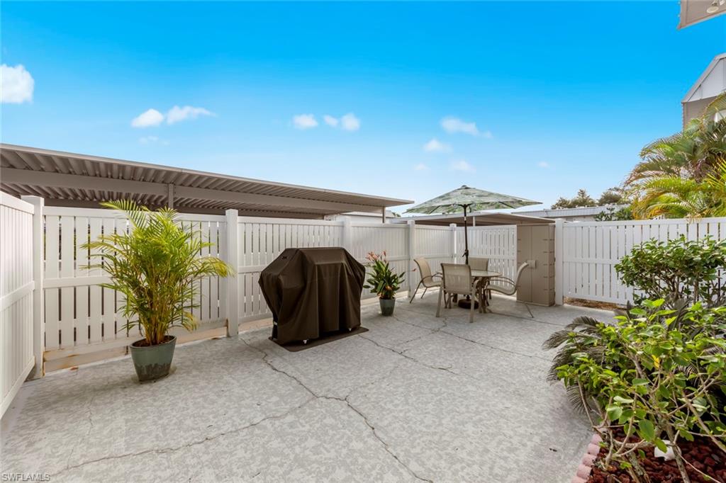 REGENCY CONDO - Residential