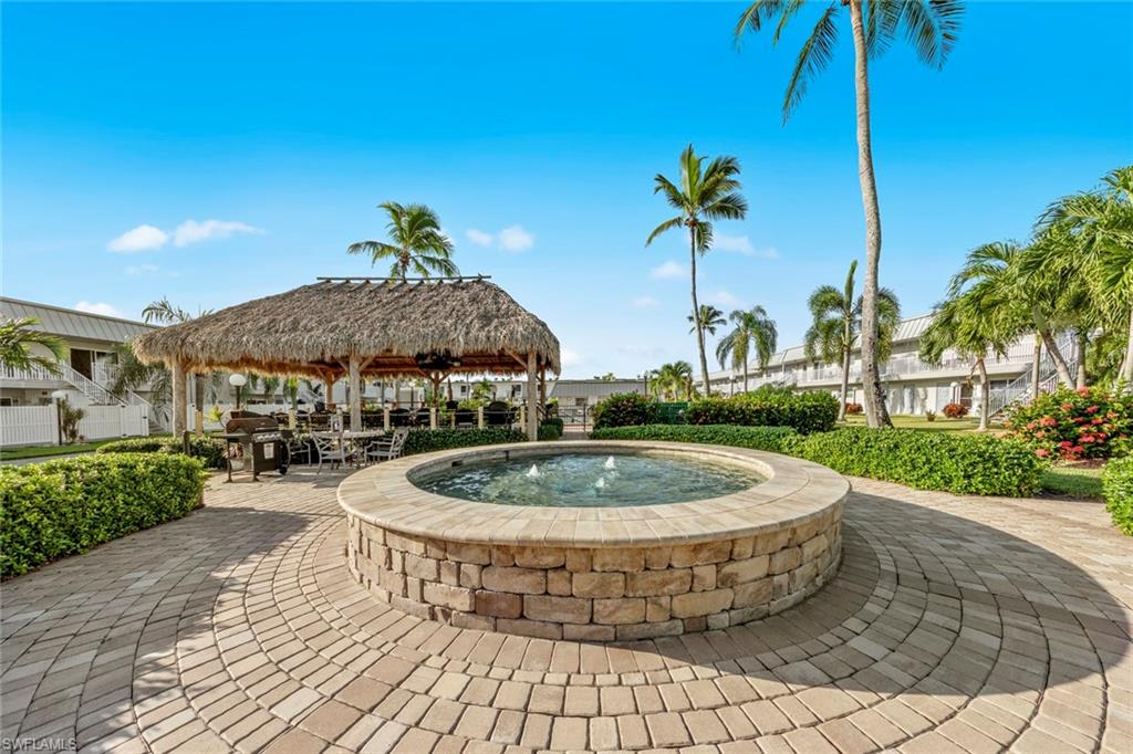 REGENCY CONDO - Residential