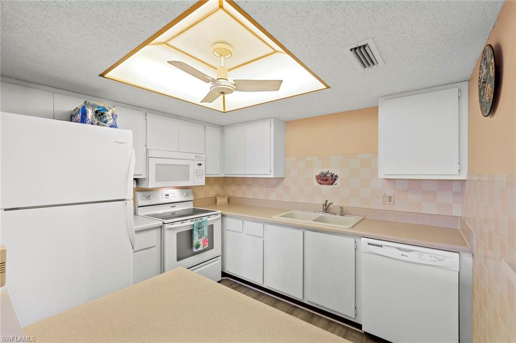 REGENCY CONDO - Residential