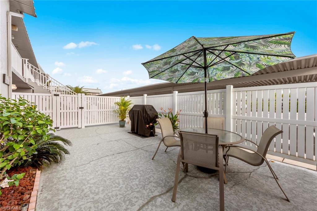 REGENCY CONDO - Residential