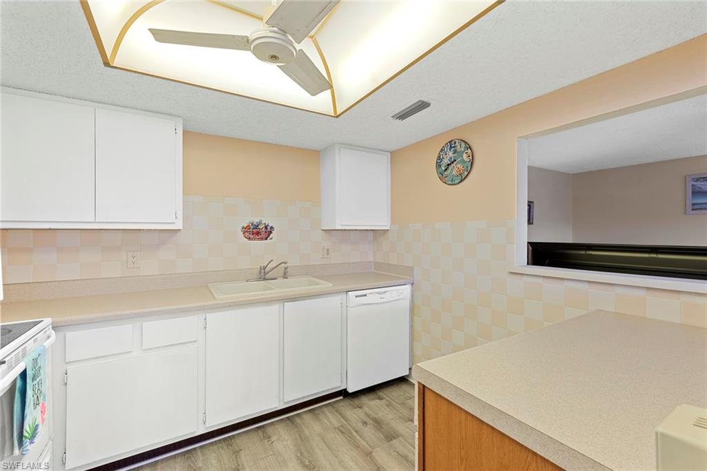REGENCY CONDO - Residential