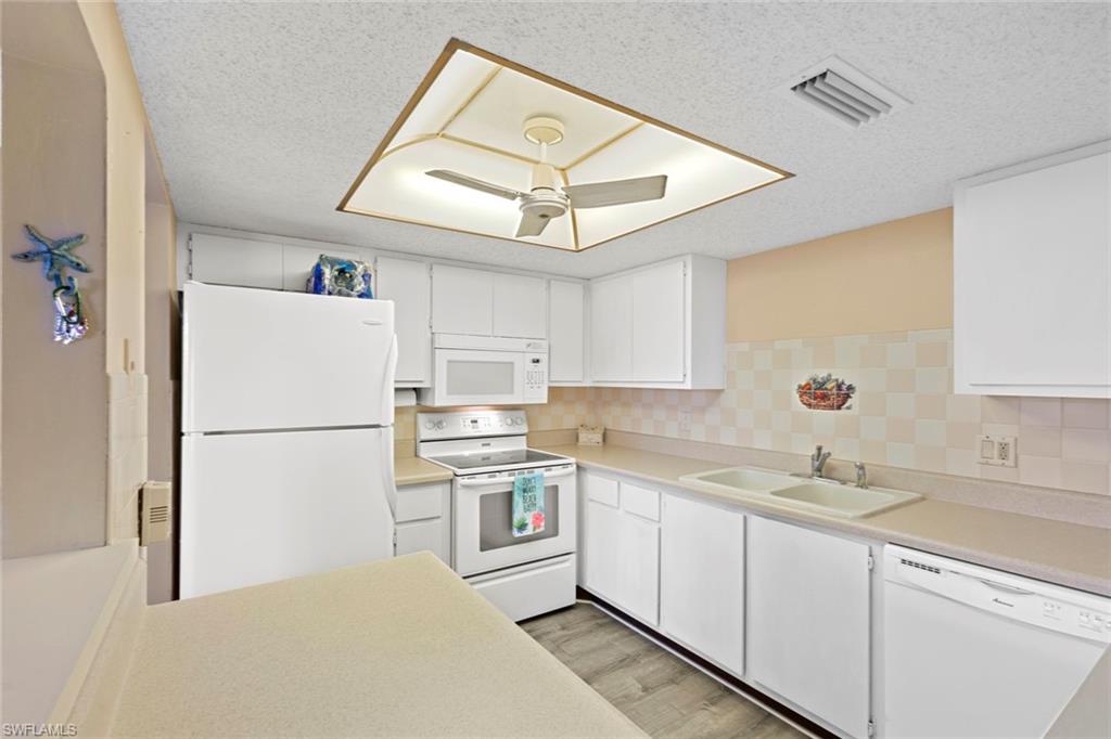 REGENCY CONDO - Residential