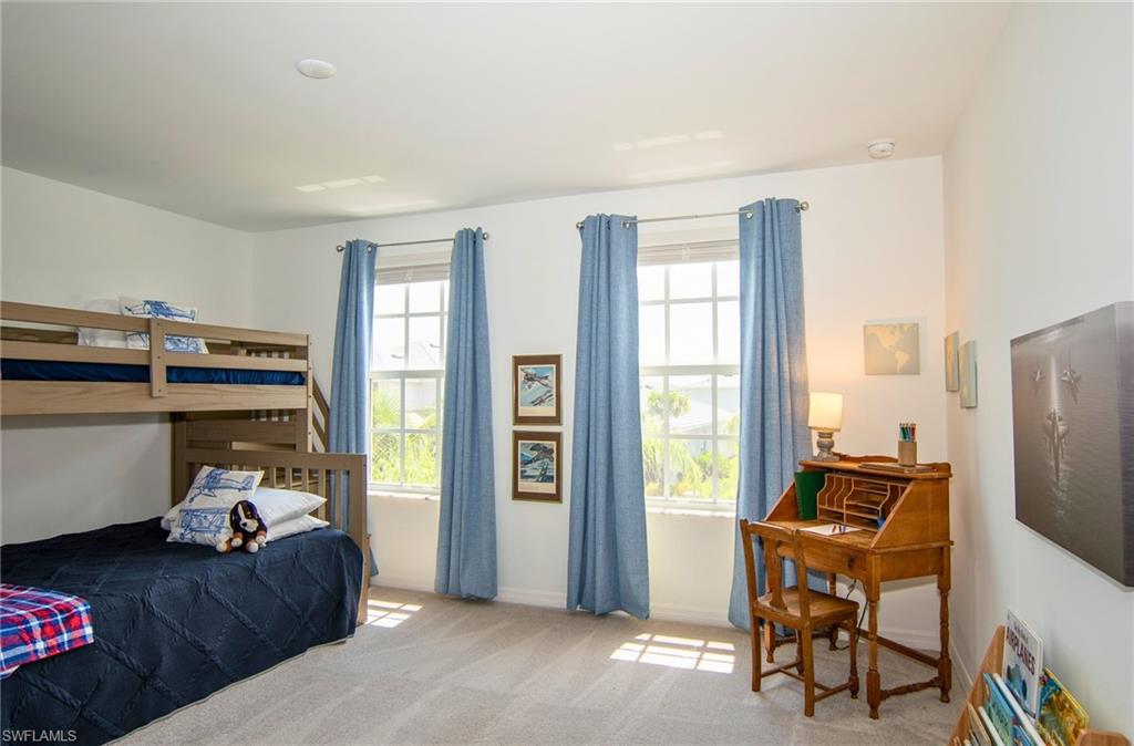 GROVES AT ORANGE BLOSSOM - Residential