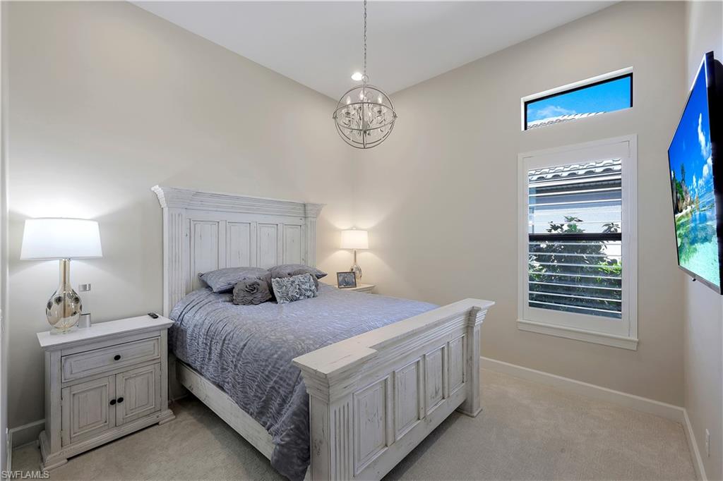 ESPLANADE - Residential Lease