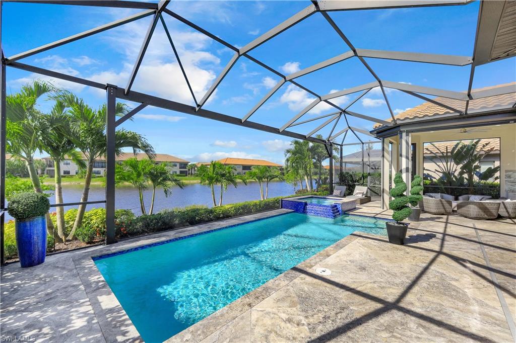 ESPLANADE - Residential Lease